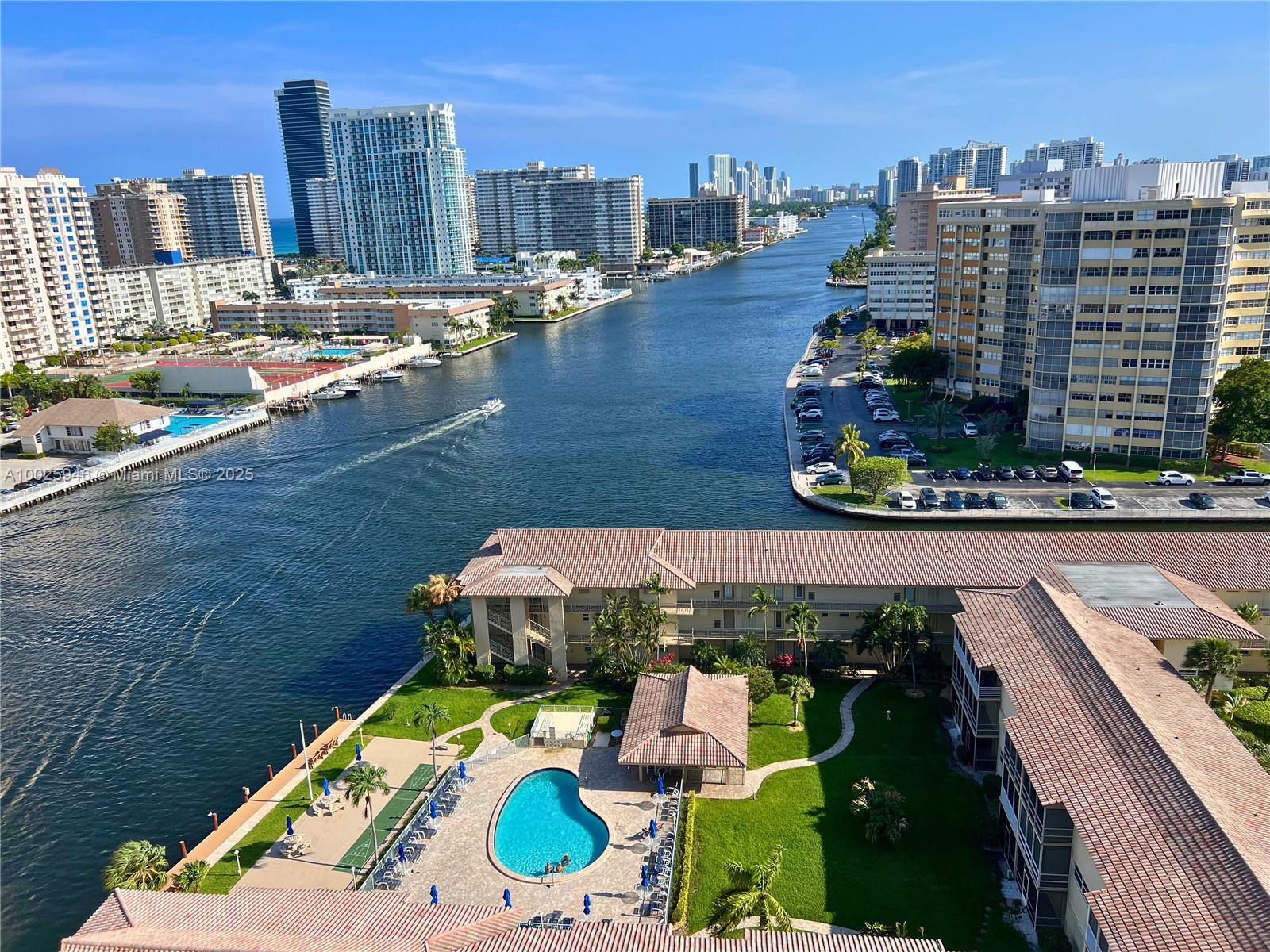 2602 E HALLANDALE BEACH BLVD #1605, Hallandale Beach FL 33009