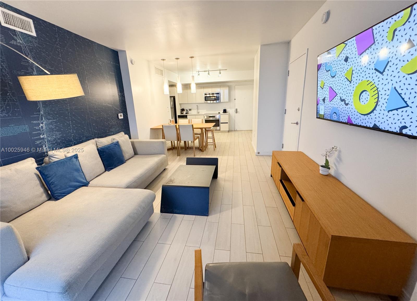 2602 E HALLANDALE BEACH BLVD #1605, Hallandale Beach FL 33009
