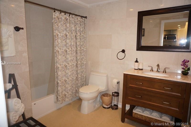 19370 COLLINS AV SEASONAL #923, Sunny Isles Beach FL 33160