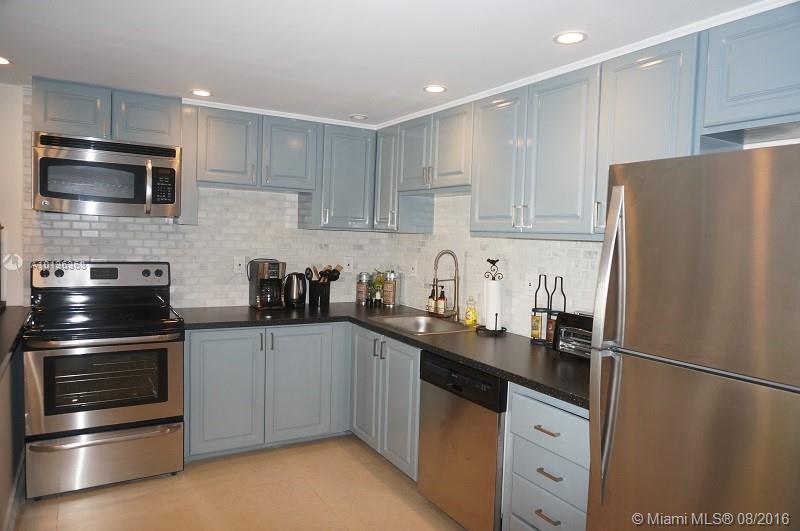 19370 COLLINS AV SEASONAL #923, Sunny Isles Beach FL 33160