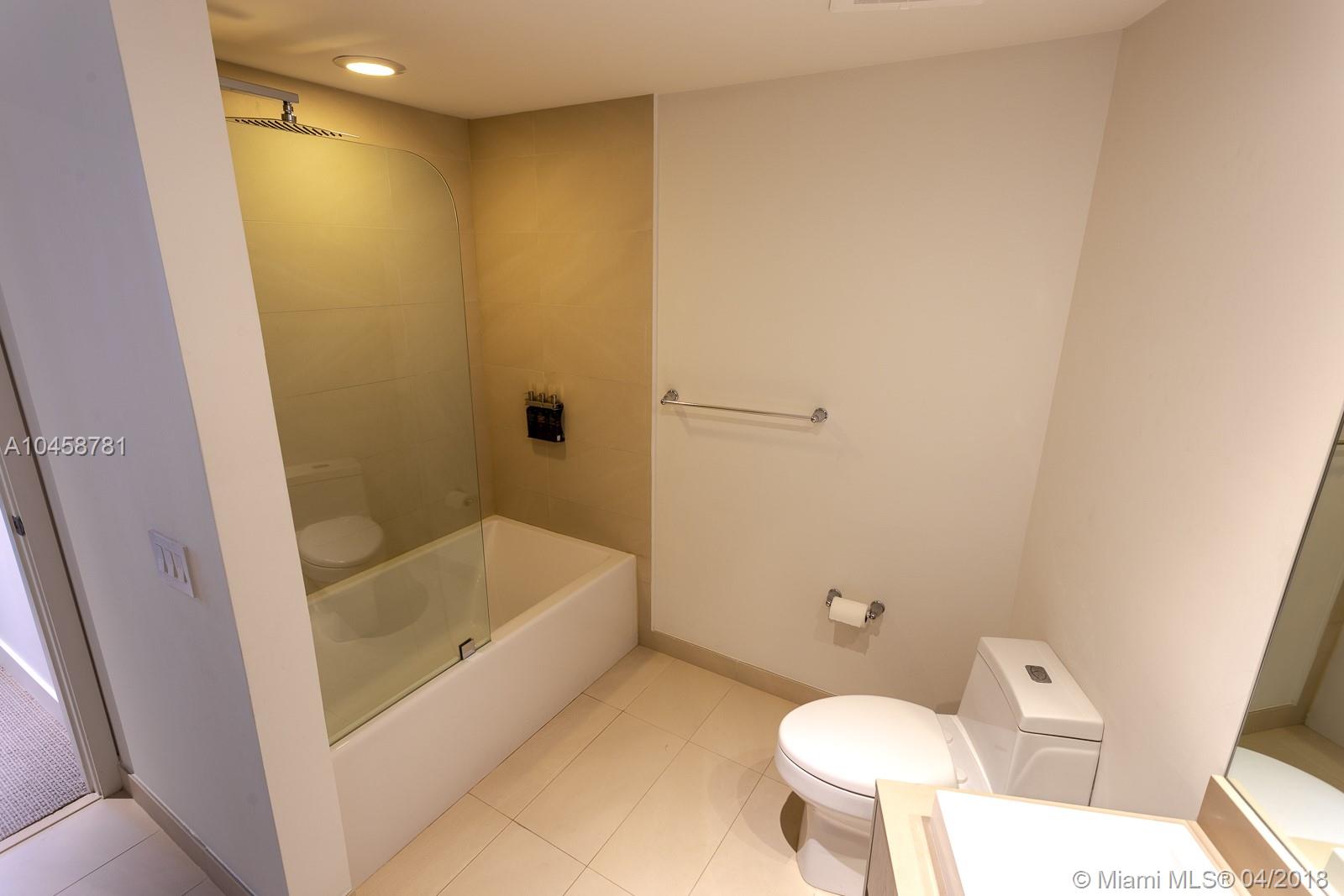 4111 S ocean dr #1810, Hollywood FL 33019