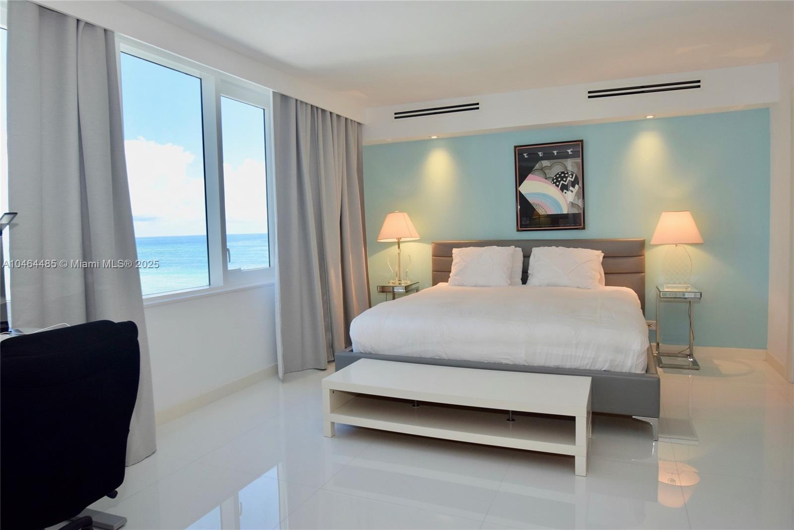 2301 Collins Ave #815/814, Miami Beach FL 33139