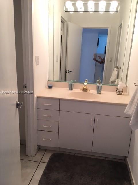 100 LINCOLN RD #1236, Miami Beach FL 33139