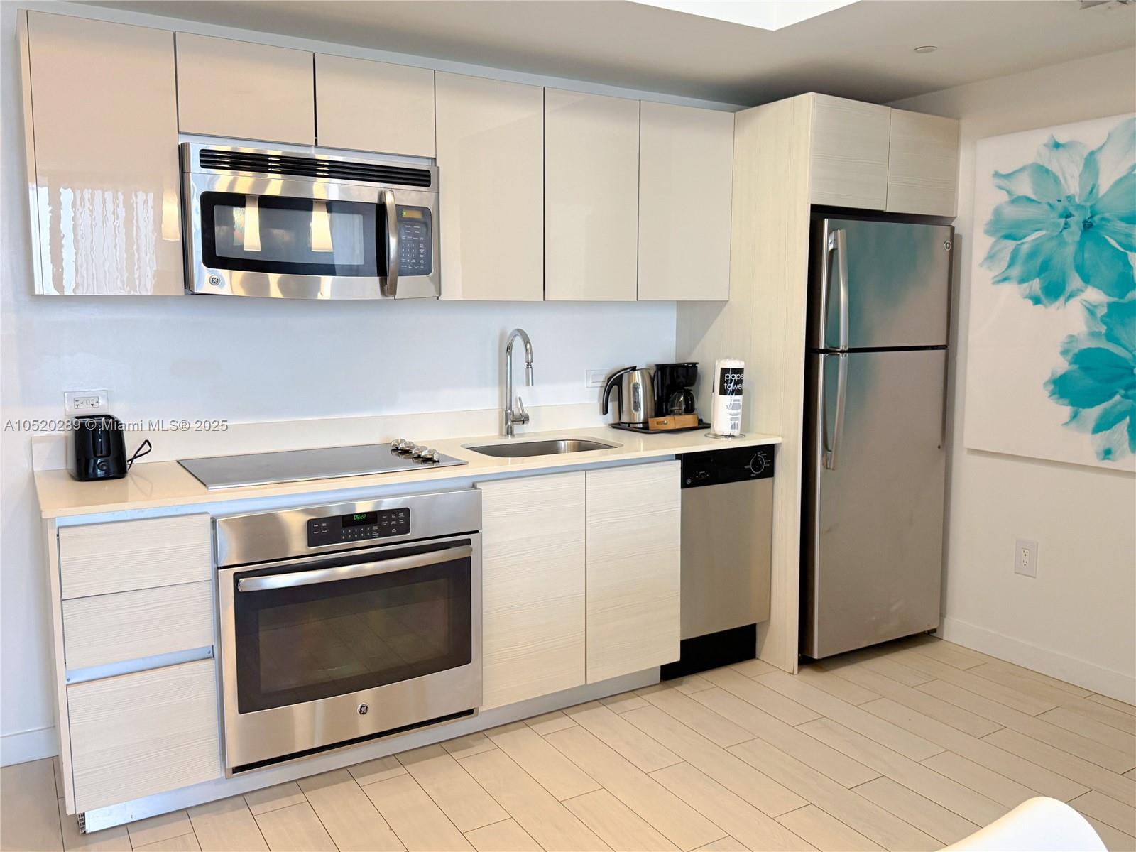 2602 E Hallandale Beach #2008A, Hallandale Beach FL 33009