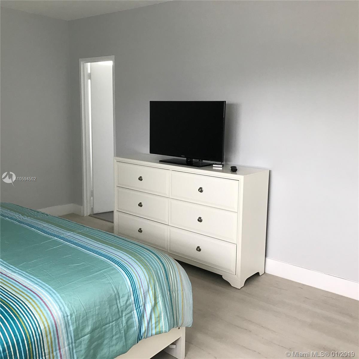 3801 S Ocean Dr #10V, Hollywood FL 33019