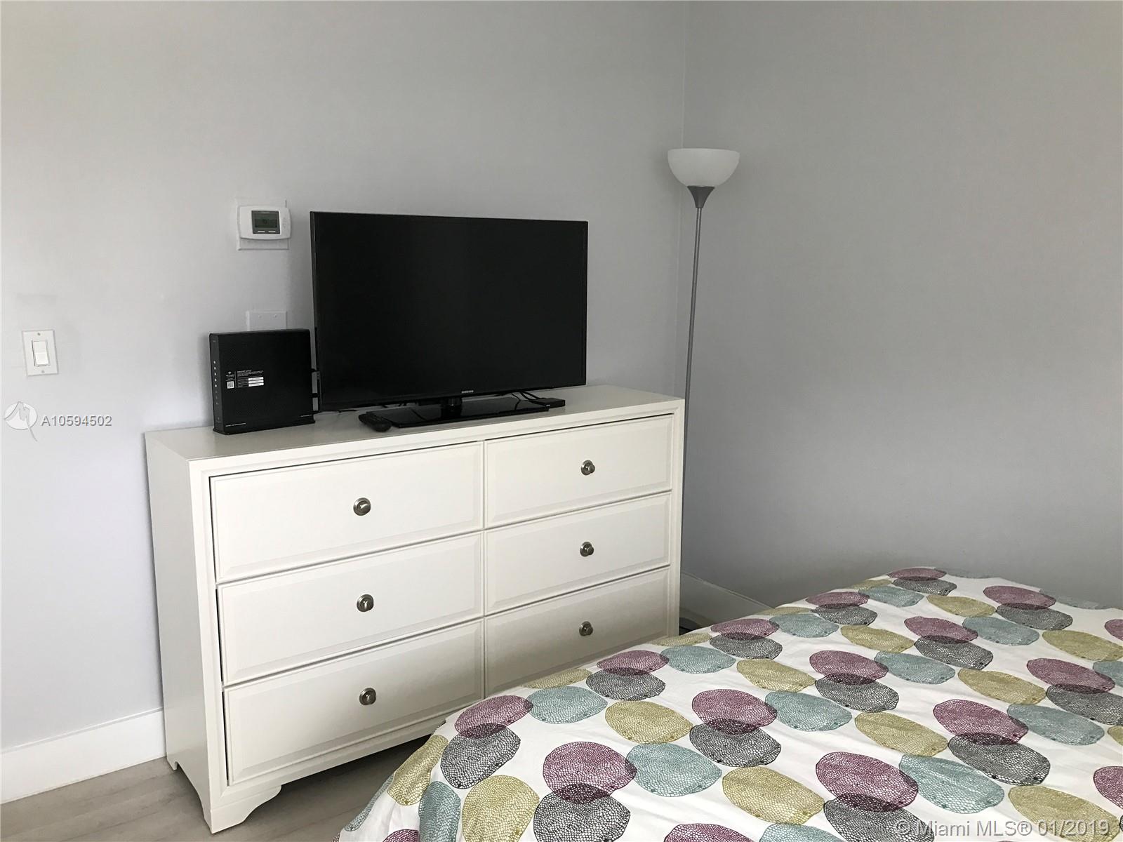 3801 S Ocean Dr #10V, Hollywood FL 33019