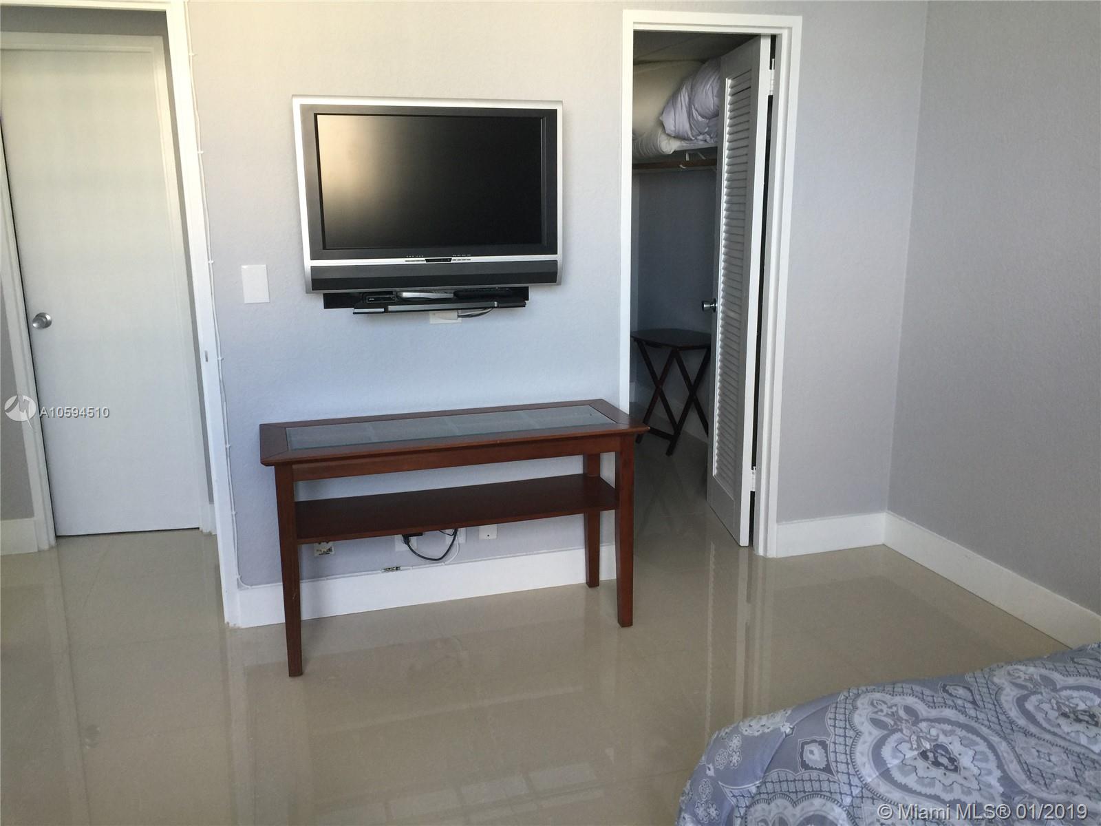 3901 S Ocean Dr #14E, Hollywood FL 33019