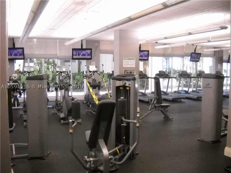 3901 S OCEAN DR #8L, Hollywood FL 33019