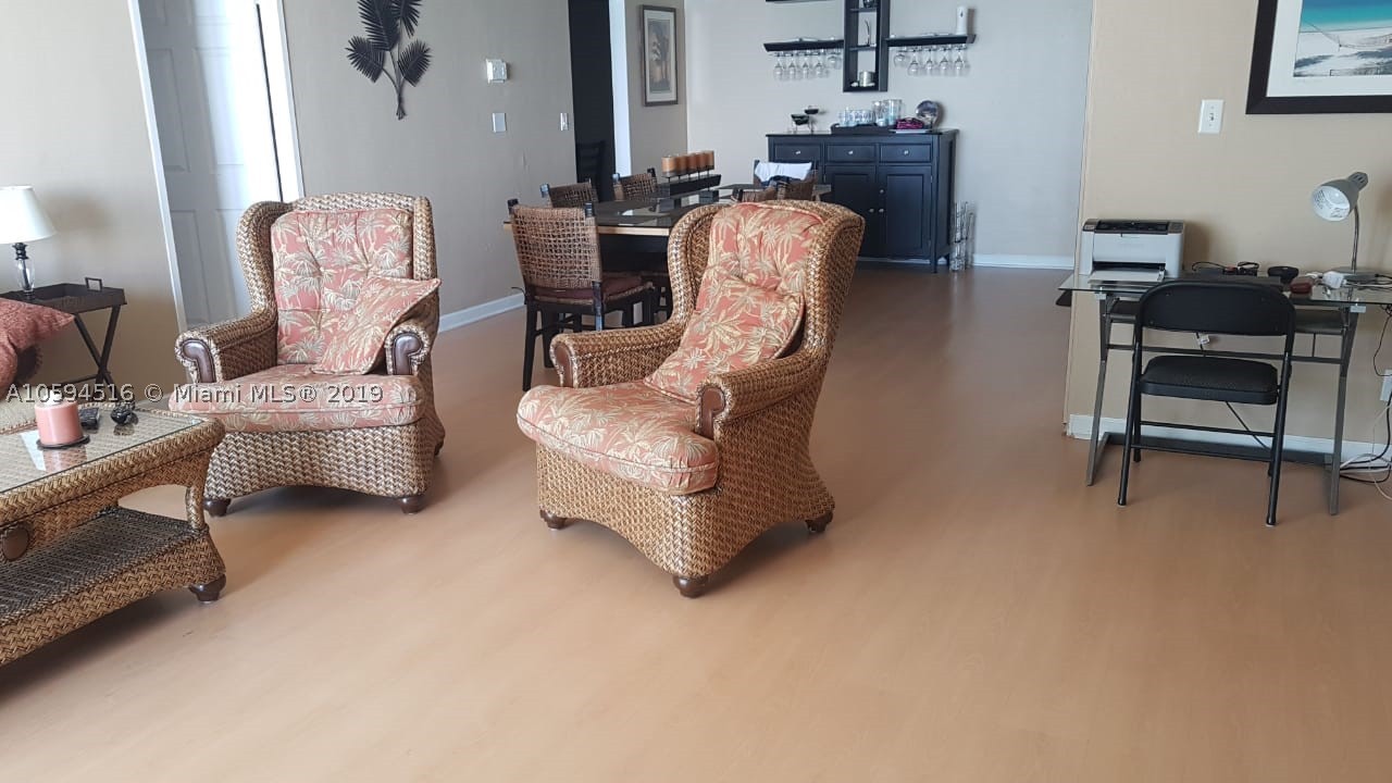 3901 S OCEAN DR #8L, Hollywood FL 33019