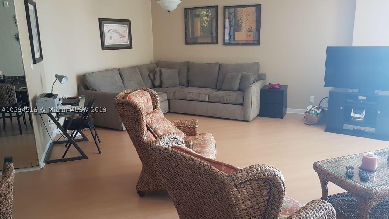 3901 S OCEAN DR #8L, Hollywood FL 33019