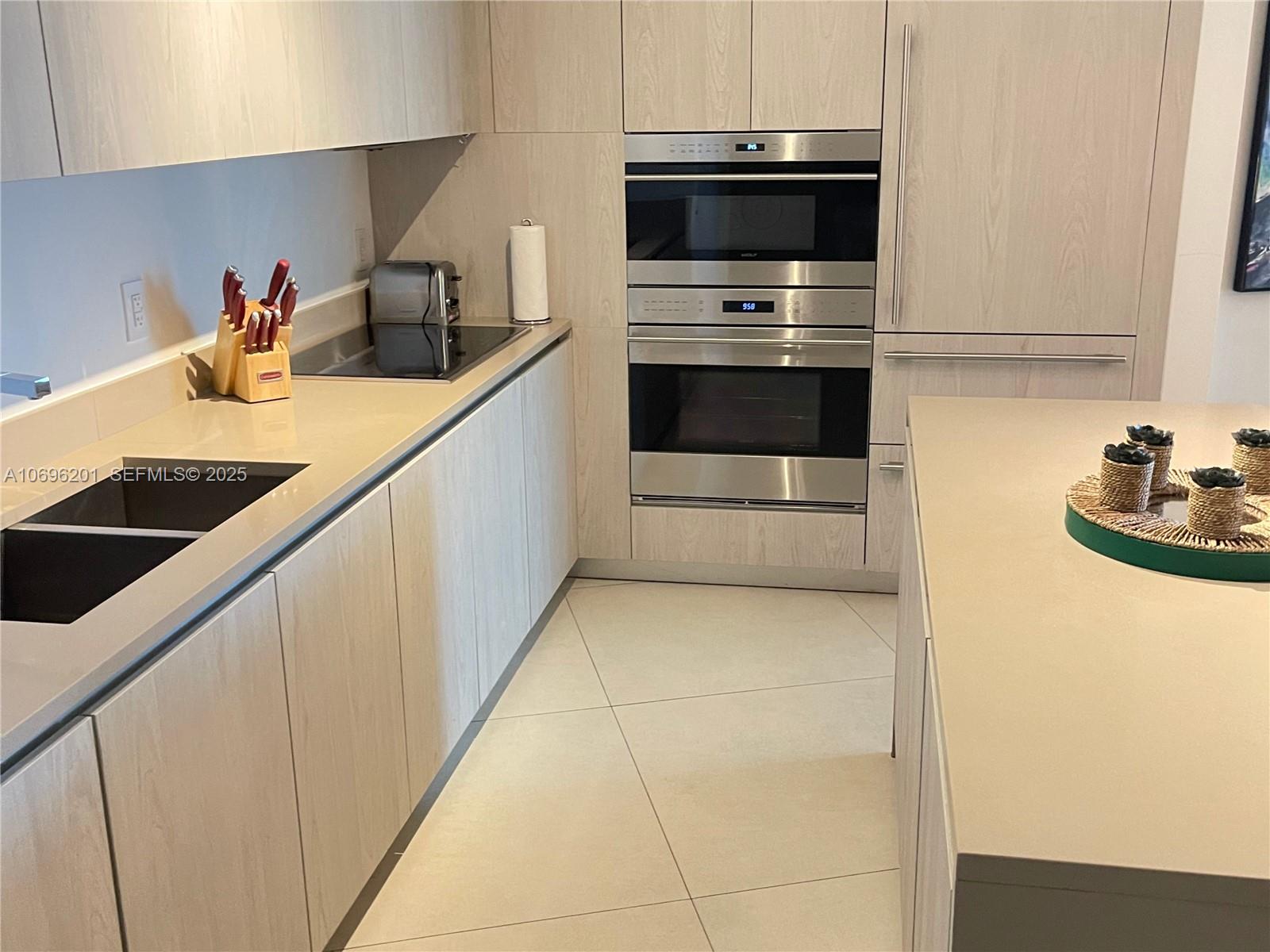 4111 S OCEAN DR #1107, Hollywood FL 33019