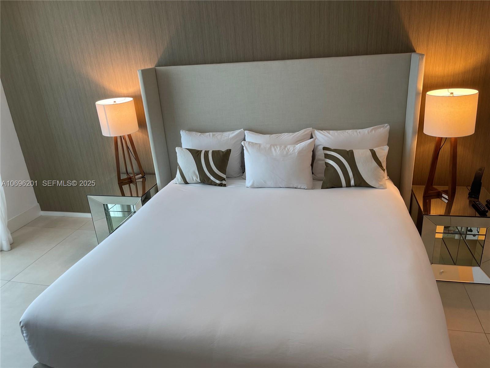 4111 S OCEAN DR #1107, Hollywood FL 33019