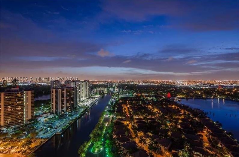 #<MlsListing:0x00007f7ae13cbb90>