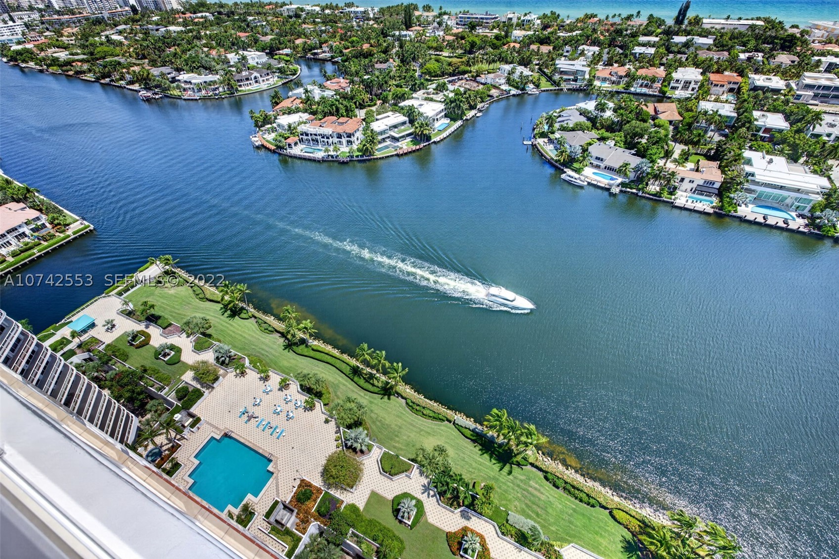 3802 NE 207th St #2802, Aventura FL 33180