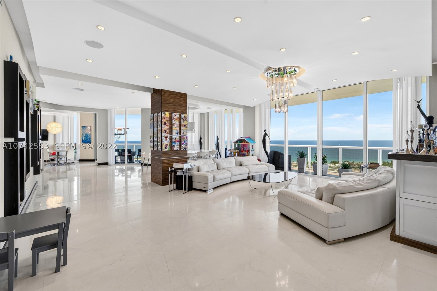 3802 NE 207th St #2802, Aventura FL 33180