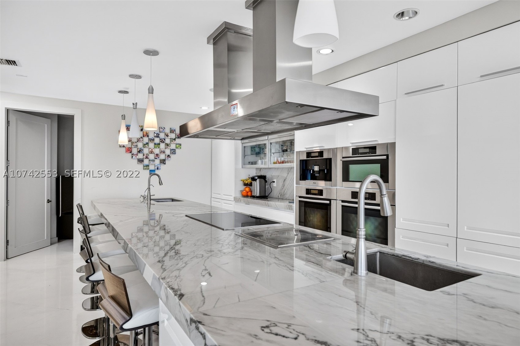 3802 NE 207th St #2802, Aventura FL 33180
