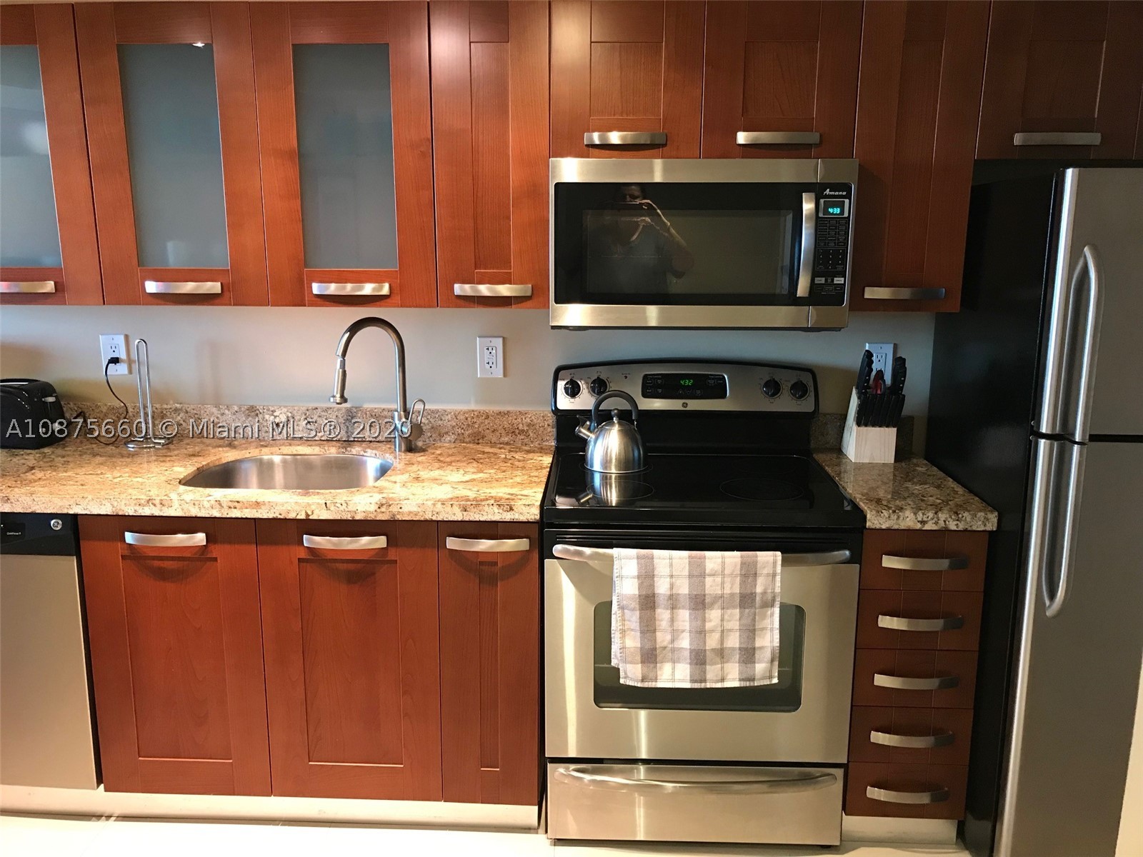 100 Lincoln Rd #1226, Miami Beach FL 33139