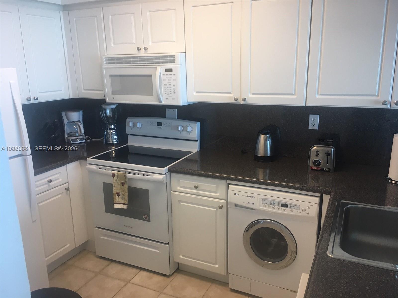 2501 S OCEAN DR #1224 (Available JUNE 19), Hollywood FL 33019