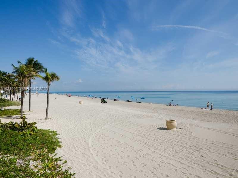 2501 S OCEAN DR #1224 (Available JUNE 19), Hollywood FL 33019