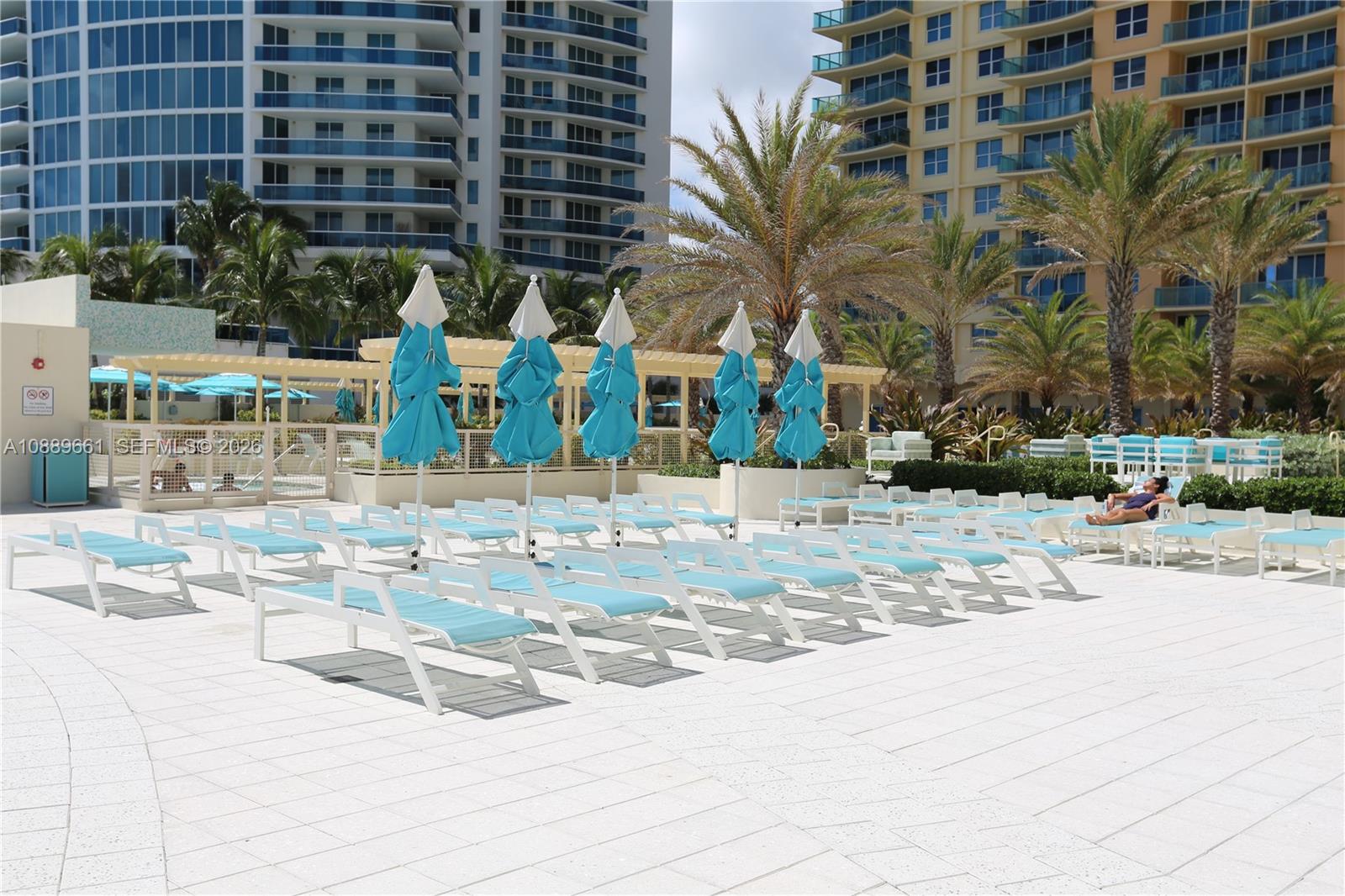 2501 S OCEAN DR #1224 (Available JUNE 19), Hollywood FL 33019