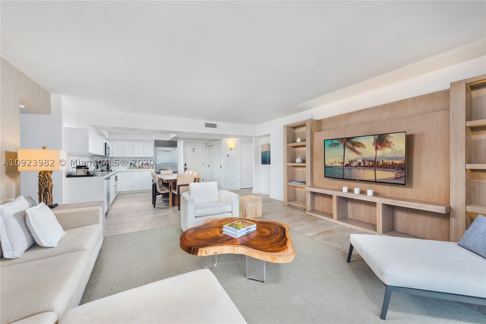 102 24th St #1544, Miami Beach FL 33139
