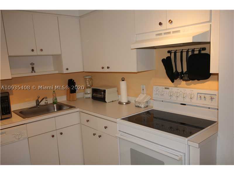 5161 COLLINS AV #508, Miami Beach FL 33140