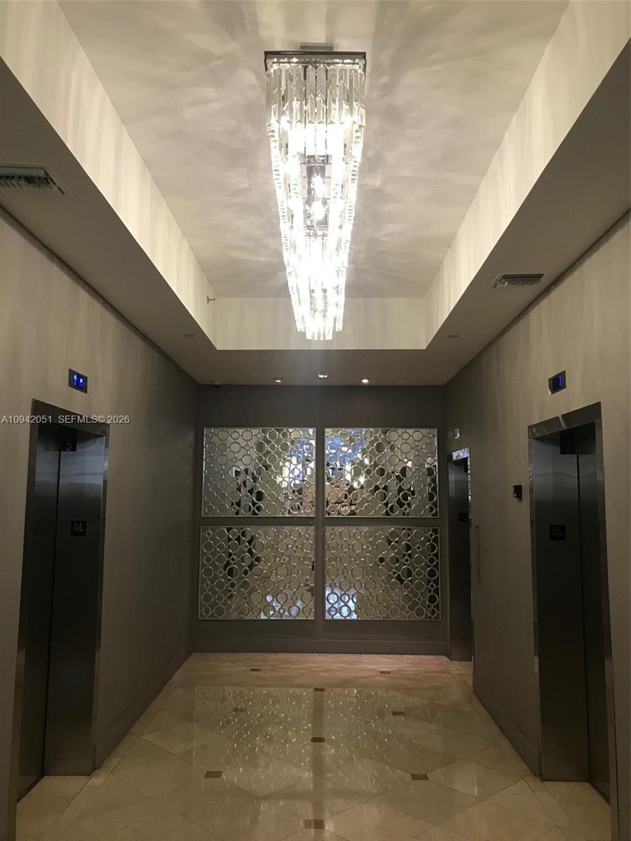 100 Lincoln Rd #716, Miami Beach FL 33139