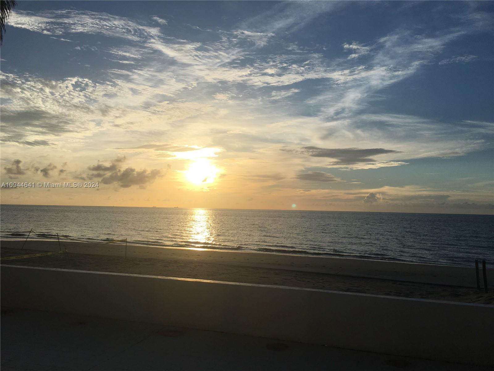 309 Oak St, Hollywood FL 33019