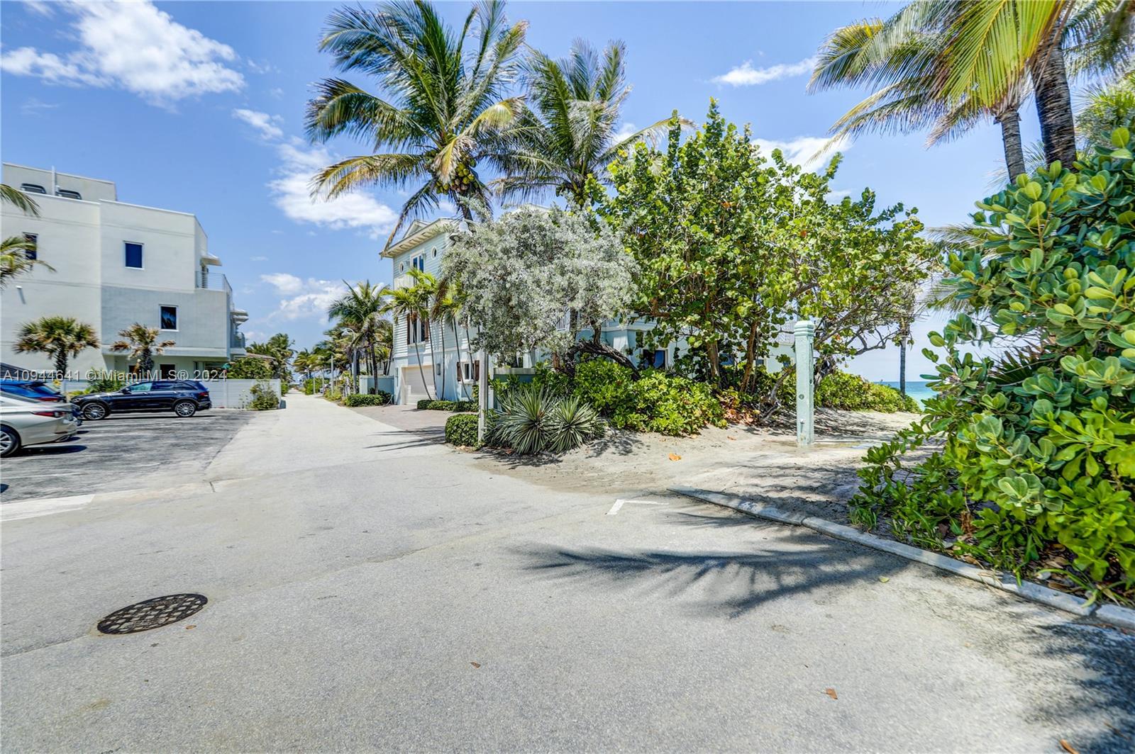 309 Oak St, Hollywood FL 33019