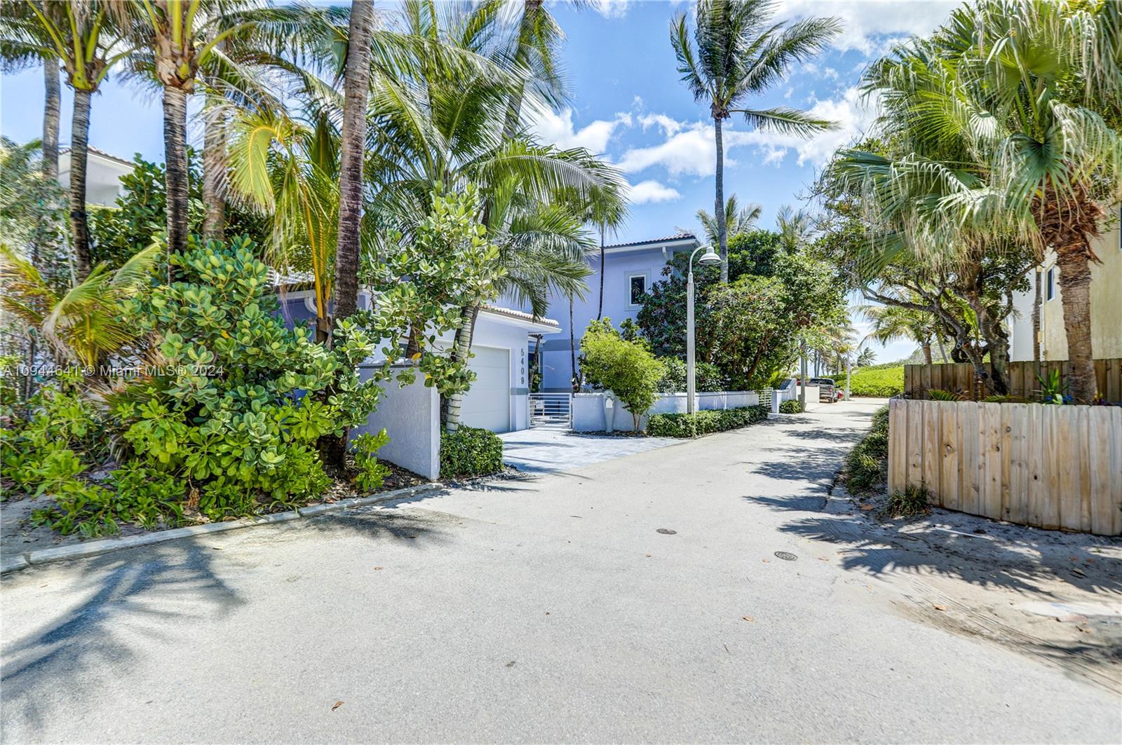 309 Oak St, Hollywood FL 33019
