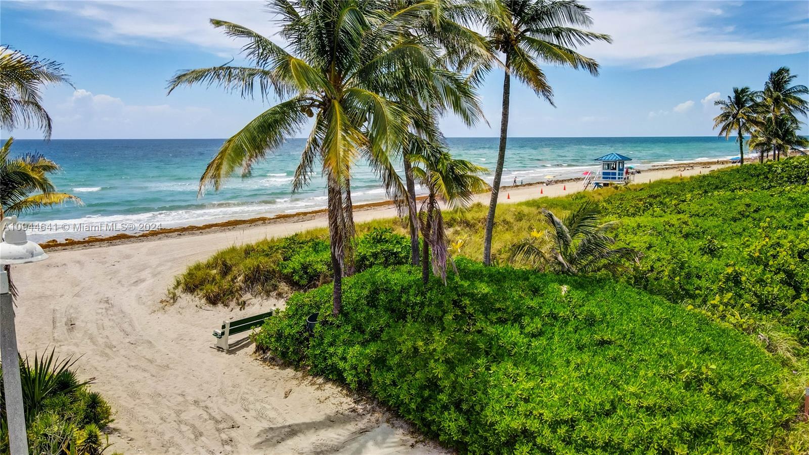 309 Oak St, Hollywood FL 33019
