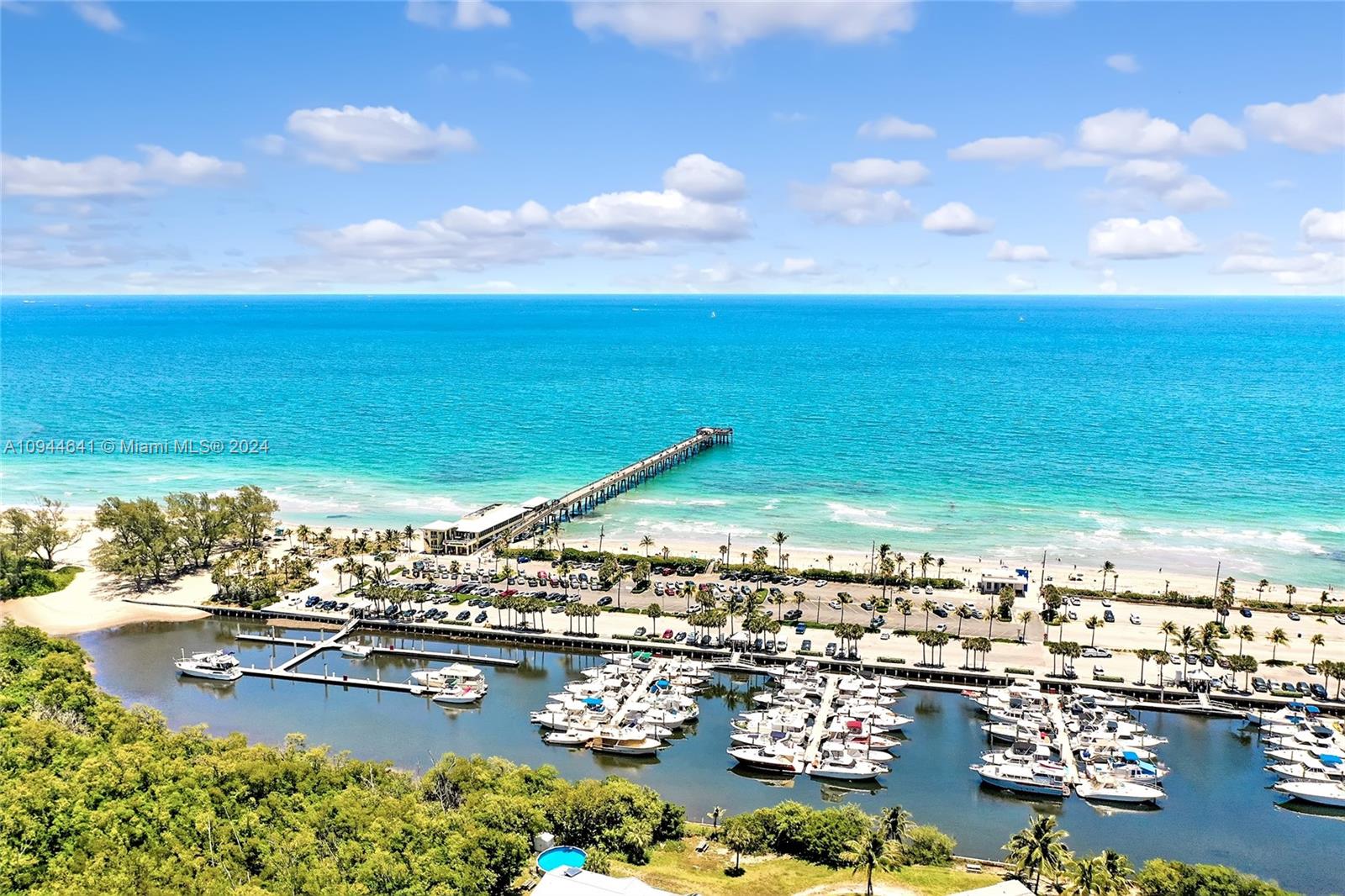 309 Oak St, Hollywood FL 33019