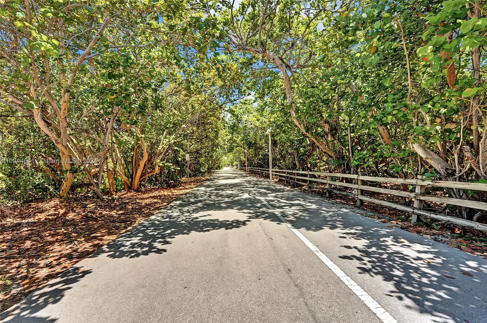 309 Oak St, Hollywood FL 33019