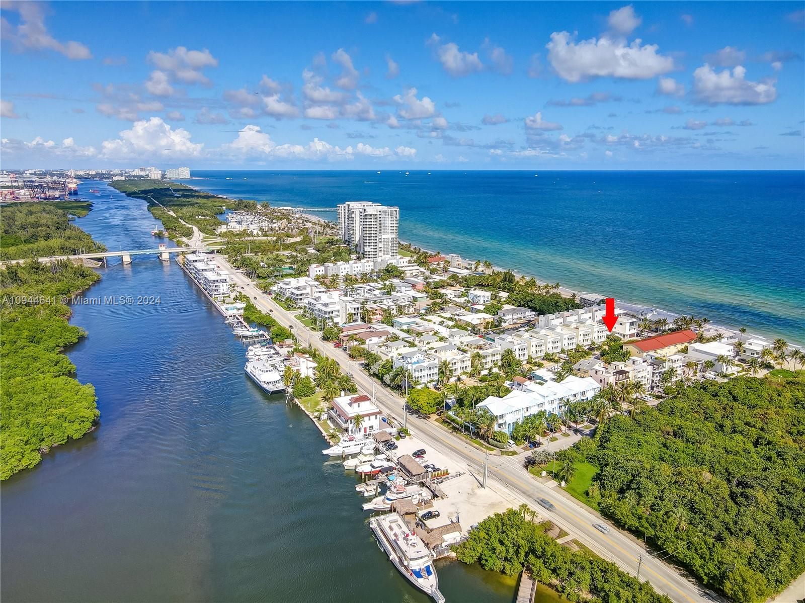 309 Oak St, Hollywood FL 33019