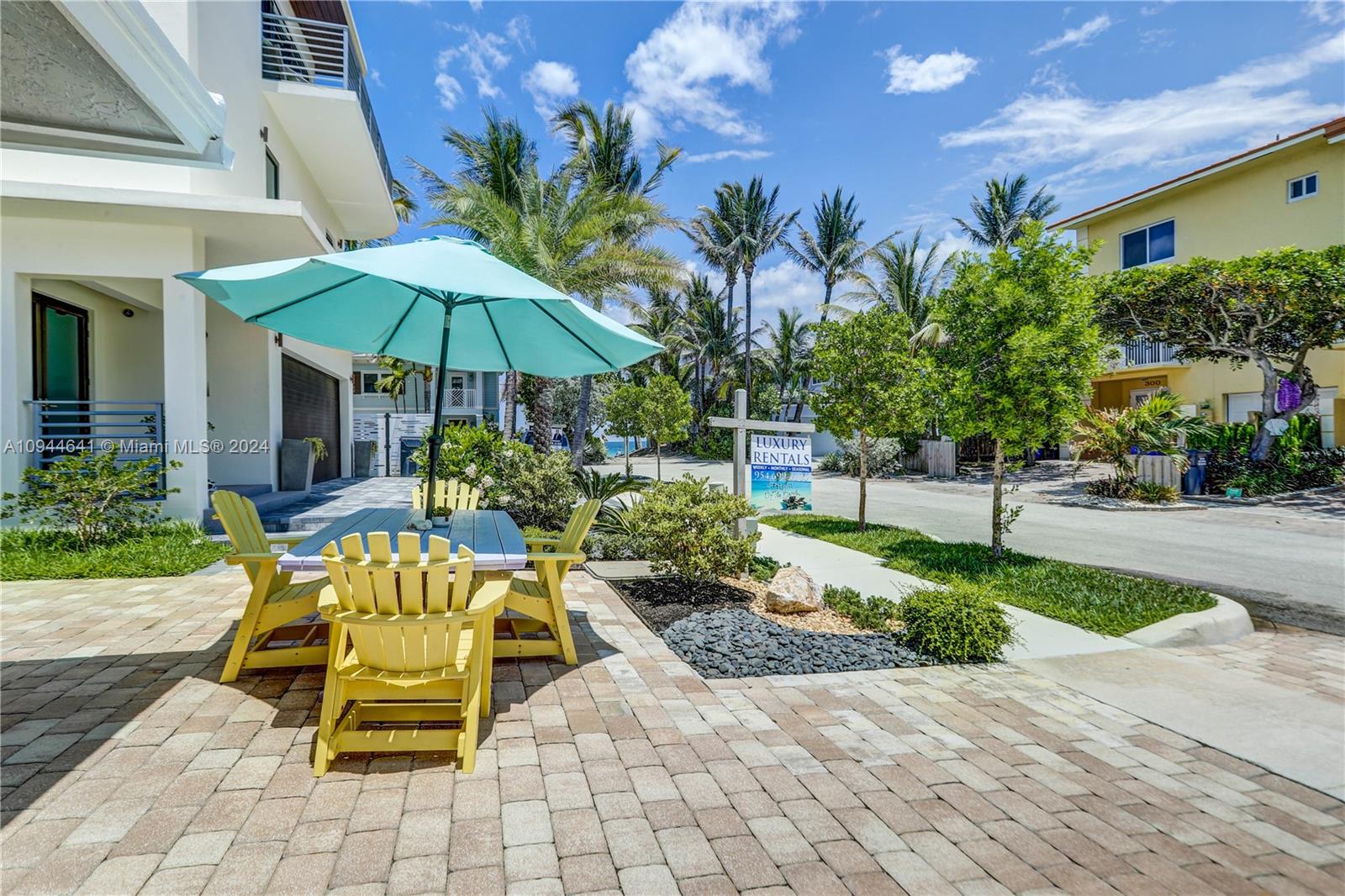 309 Oak St, Hollywood FL 33019