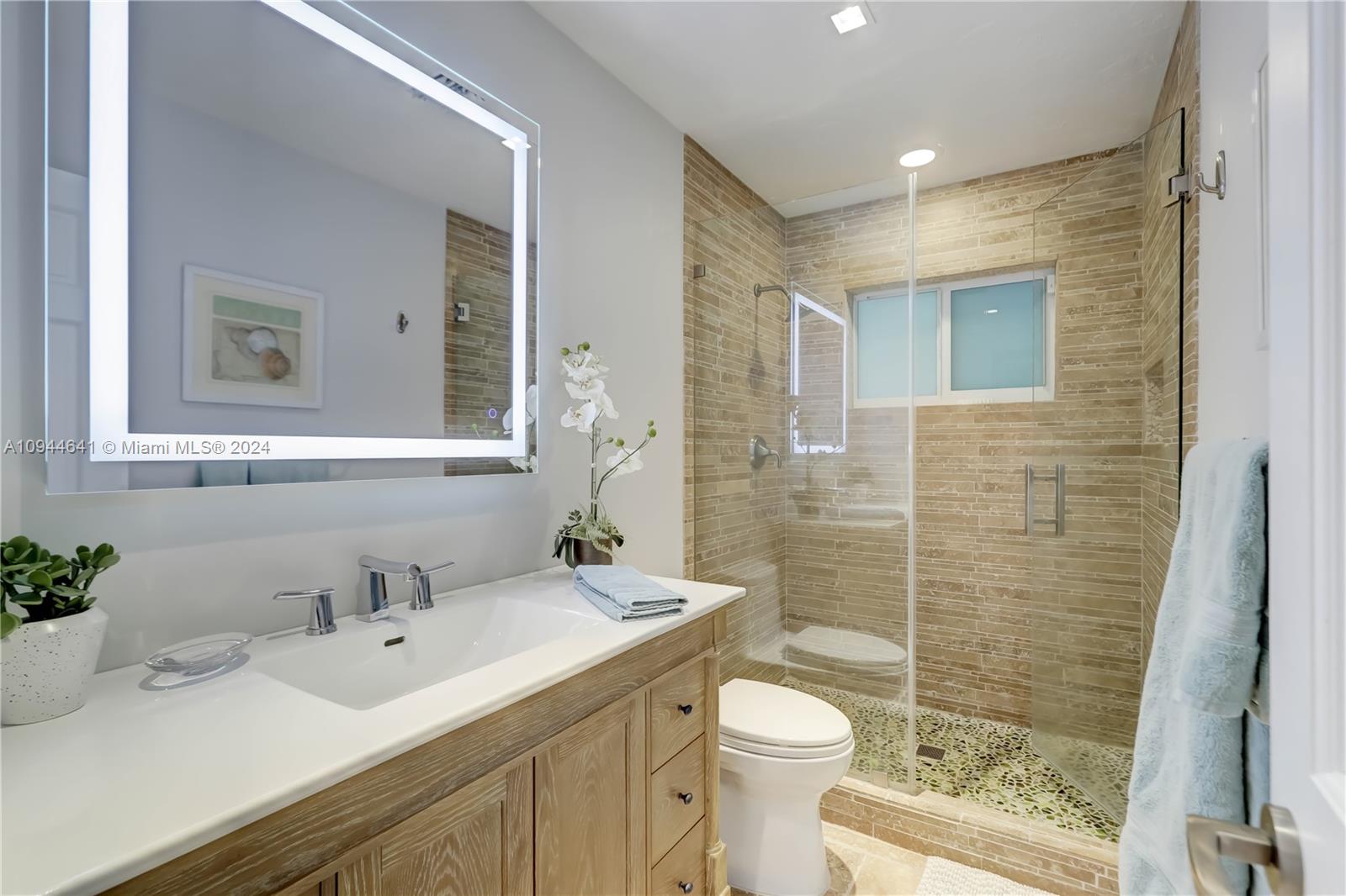 309 Oak St, Hollywood FL 33019