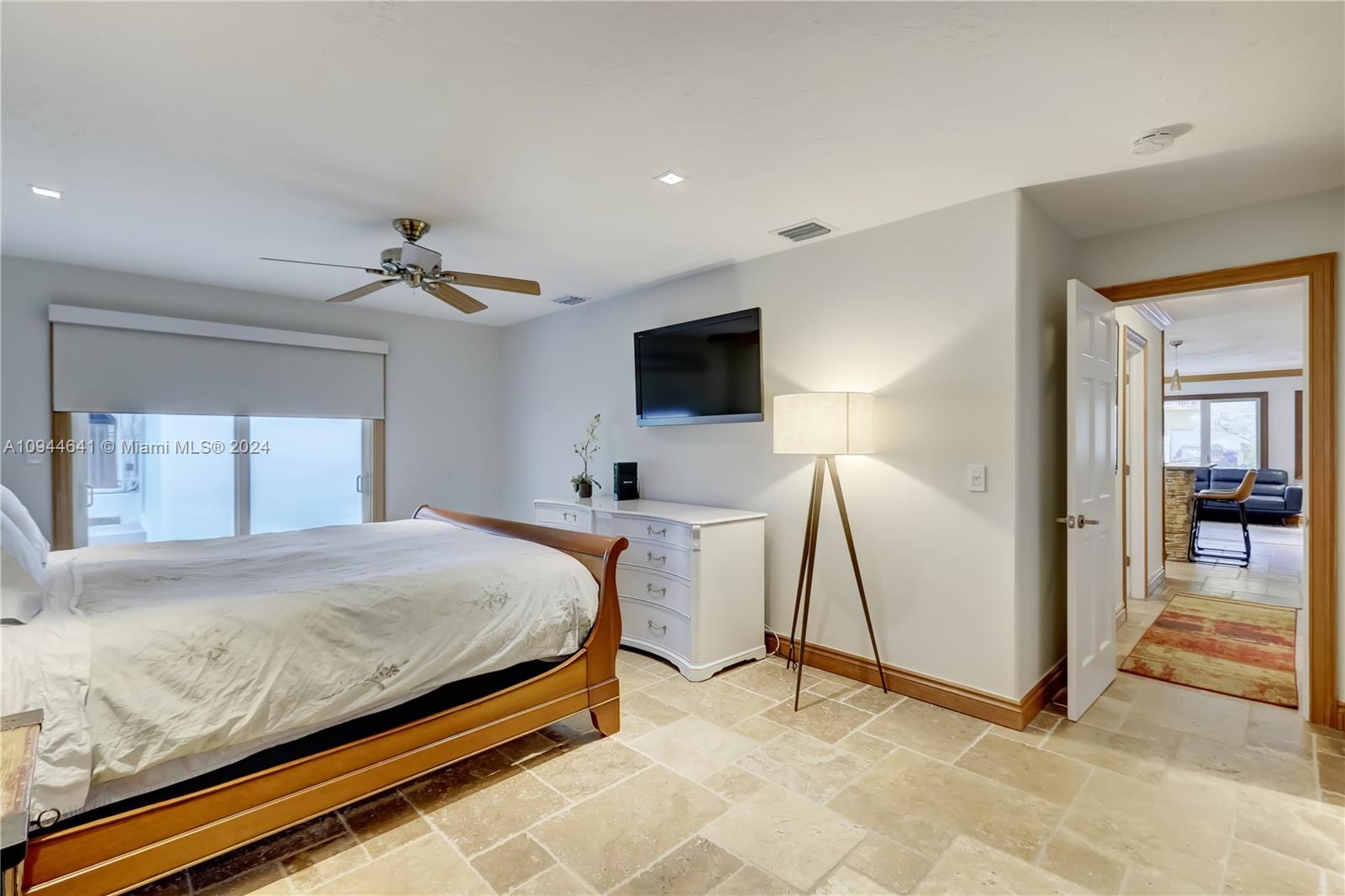 309 Oak St, Hollywood FL 33019