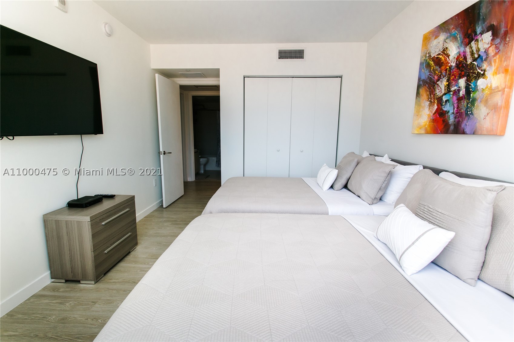 2600 E Hallandale Beach Blvd #T2002 SEASONAL, Hallandale Beach FL 33009