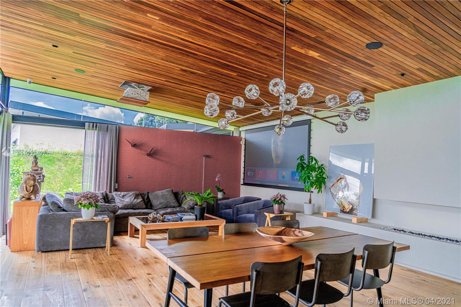 SUR # 4-85, CASA # 7 CALLE 23, ALTO DE LAS PALMAS, ANTIOQUIA, , CO COLOMBIA