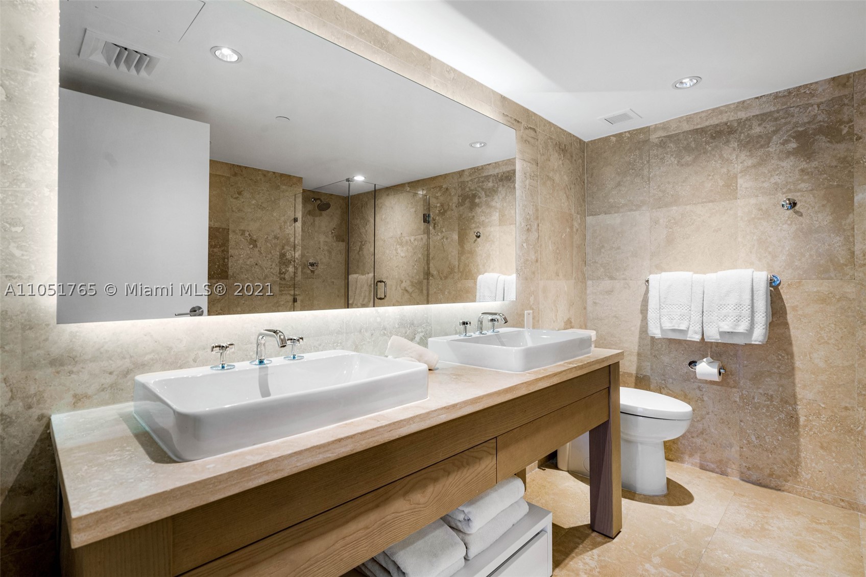 102 24th St #1115, Miami Beach FL 33139