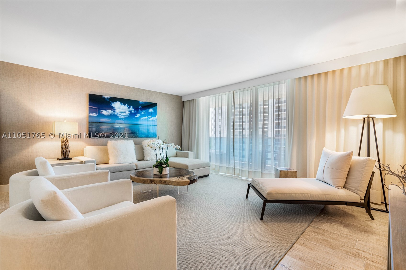 102 24th St #1115, Miami Beach FL 33139