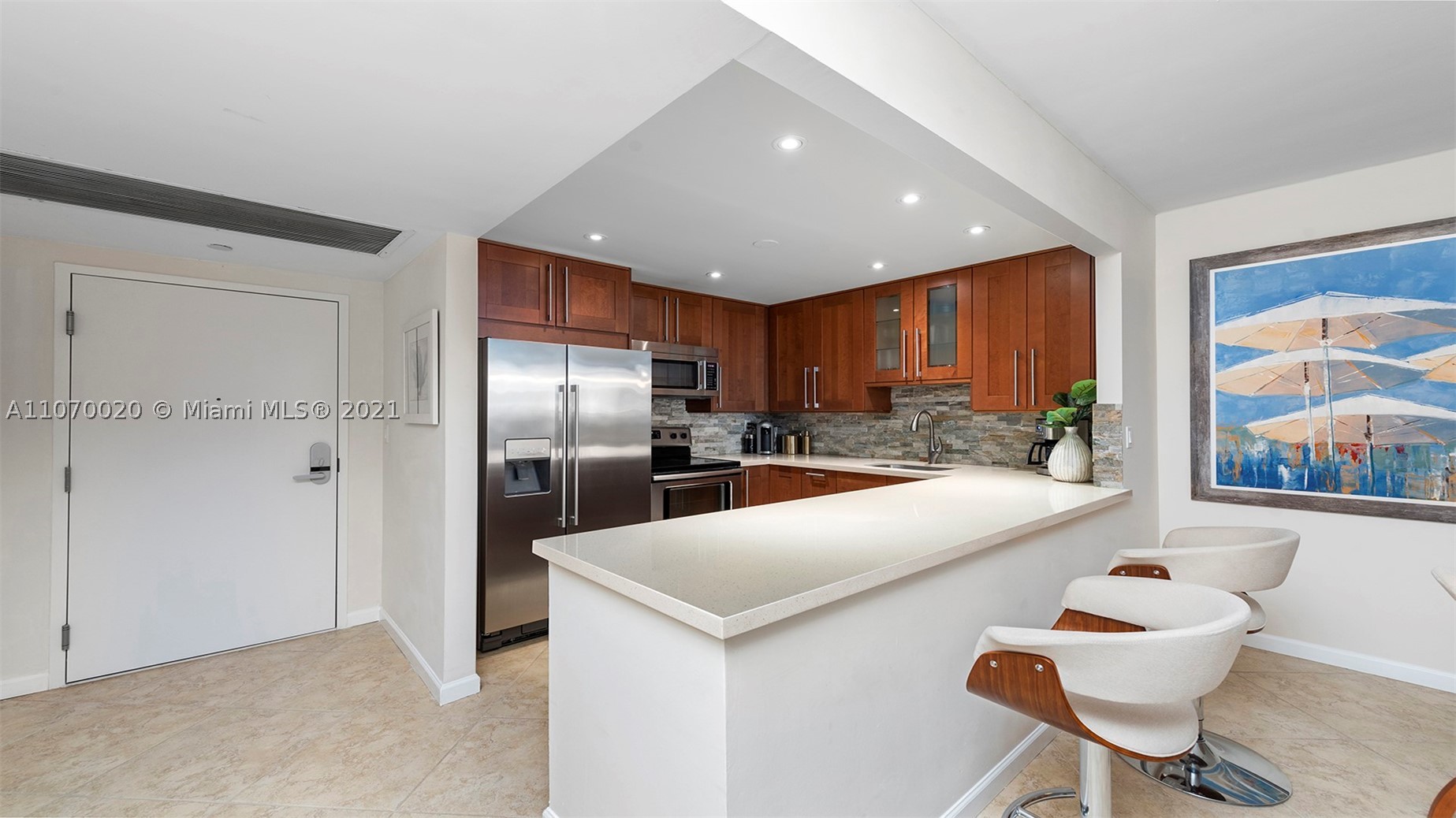 2301 Collins Ave #301, Miami Beach FL 33139