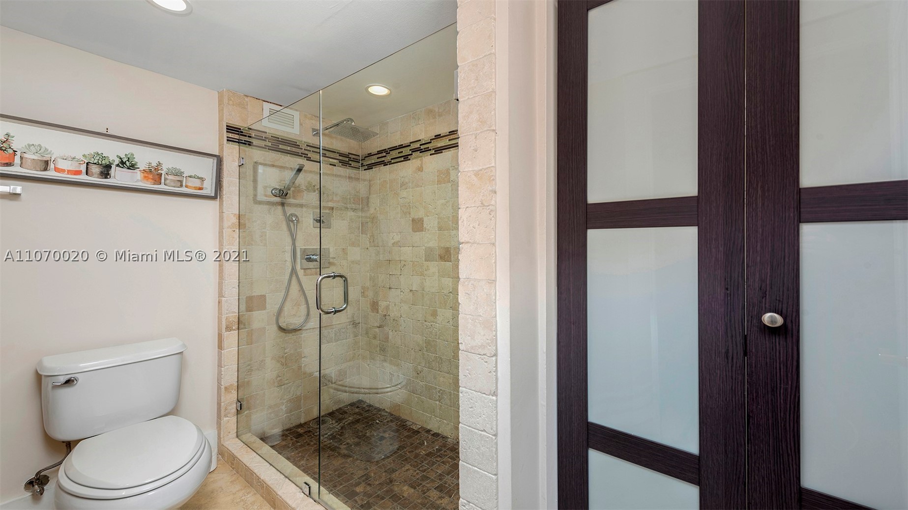 2301 Collins Ave #301, Miami Beach FL 33139