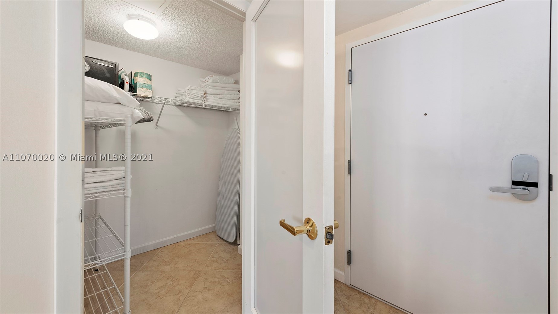 2301 Collins Ave #301, Miami Beach FL 33139