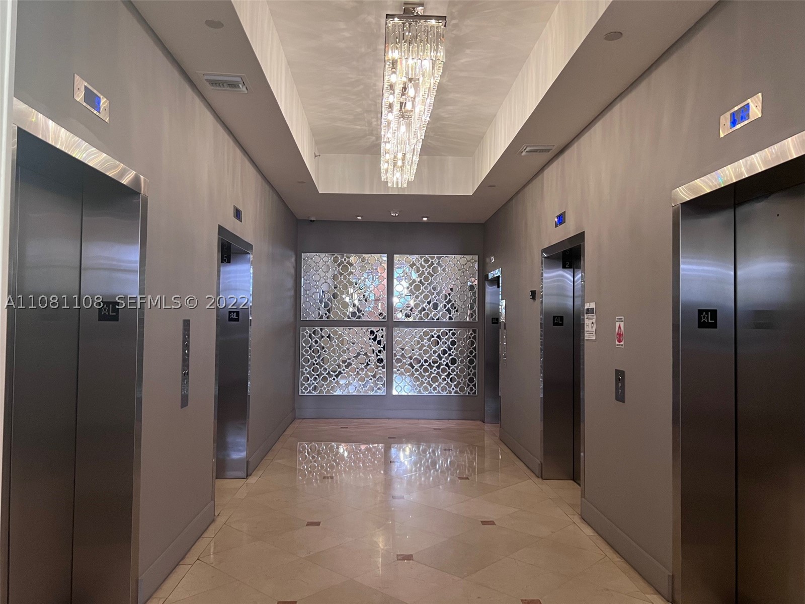 100 Lincoln Rd #1121, Miami Beach FL 33139