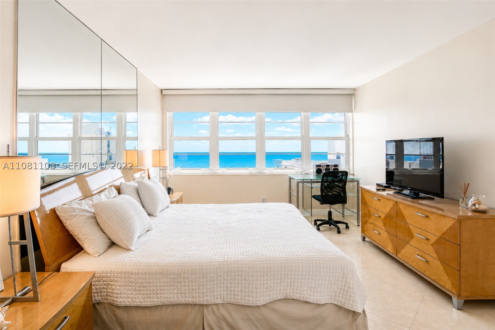 100 Lincoln Rd #1121, Miami Beach FL 33139
