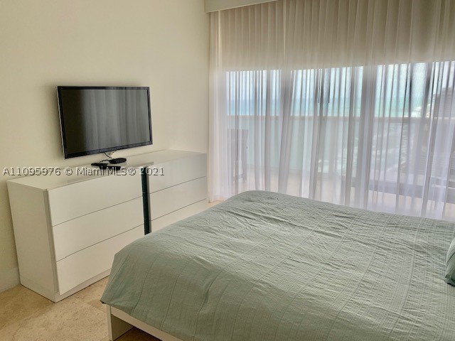 1830 S Ocean Dr #4904, Hallandale Beach FL 33009