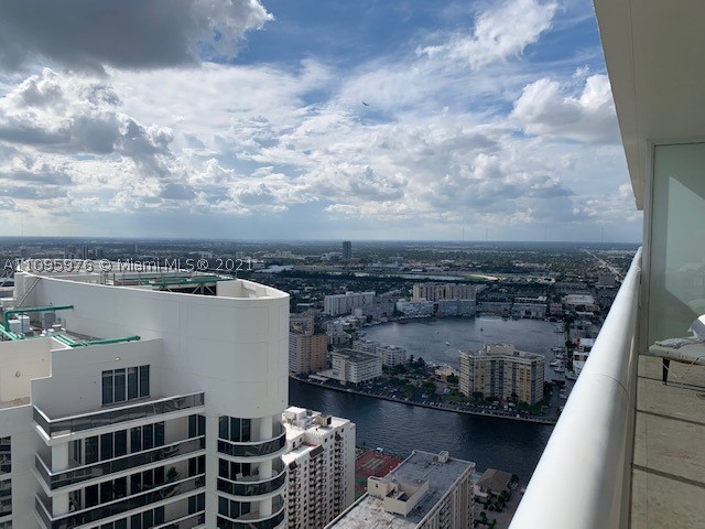 1830 S Ocean Dr #4904, Hallandale Beach FL 33009
