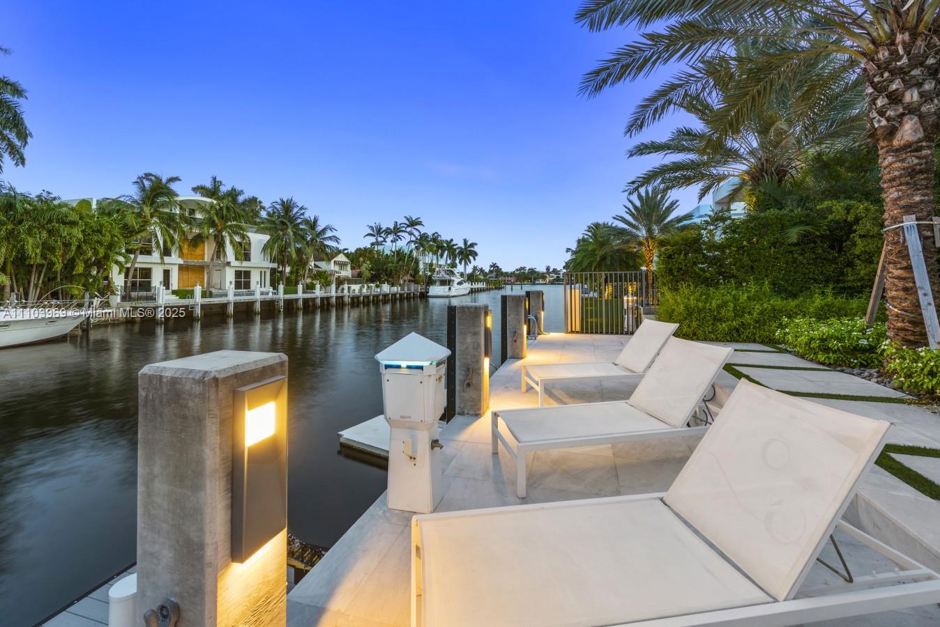 440 Mola Ave, Fort Lauderdale FL 33301