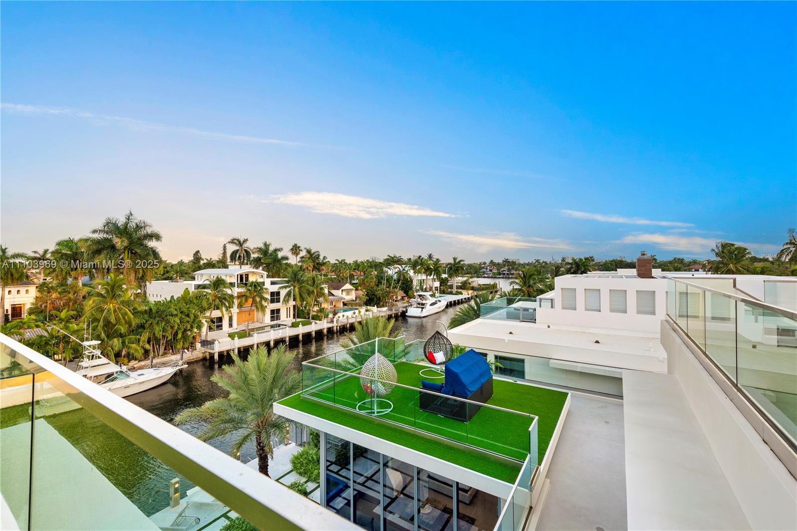 440 Mola Ave, Fort Lauderdale FL 33301